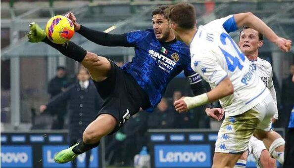 Ranocchia salva al Inter en el 91′ y Sensi lo clasifica en la prórroga
